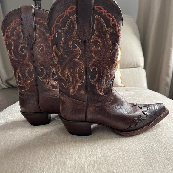 Tony Lama snip toe boot. Size 5B - Picture 4 of 10